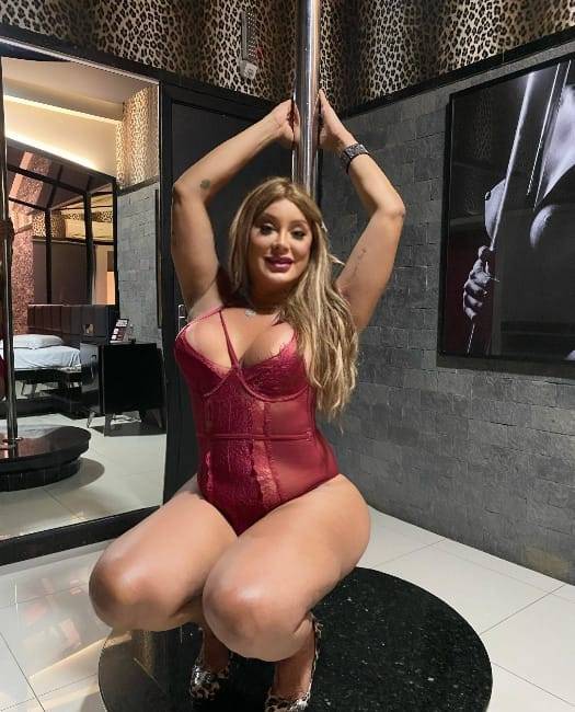 Meiga e delicada discrição total boa massa pxxl bumbumgg image 1