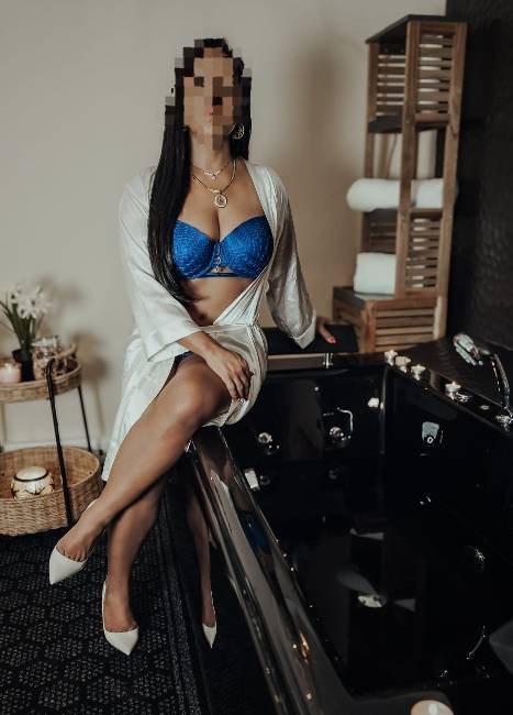 Tati's Spa - Massagens-Erótica, Nuru, Tântrica. image 1