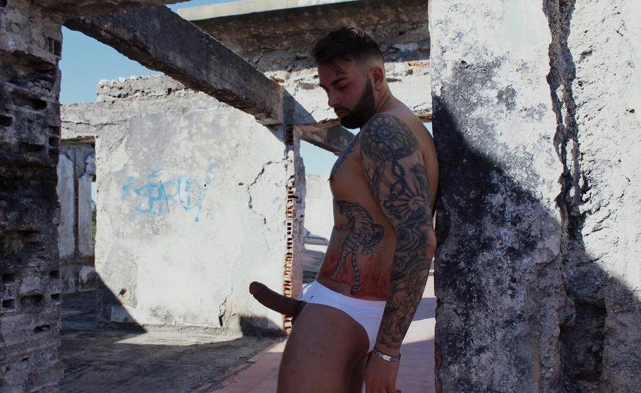 Bom macho sempre pronto dotado xxl