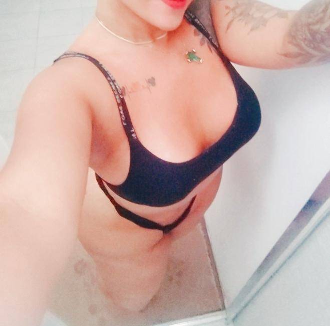 Loirinha linda Peituda xxxl e rabuda 920473257 image 1