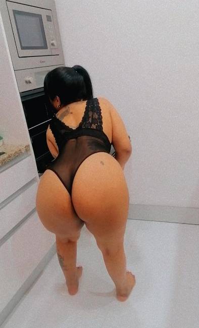 Paola: Pura Sedução e Prazer.