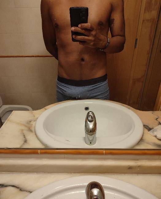 Hola soy colombiano nuevo en faro Tavira  servicio es gratis image 1