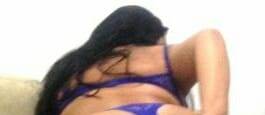 CAROLINA MEIGA  SIMPÁTICA