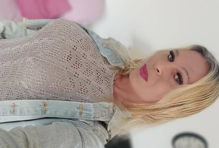 Portuguesa loirinha 967349724 image 1