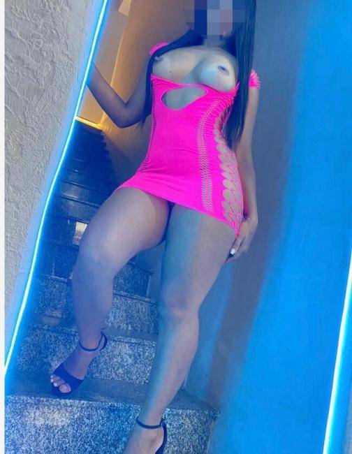 MORENA TODA SUA, ORAL GOSTOSO PROFUNDO image 2