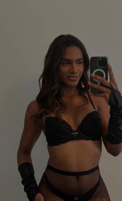 Menina Trans Estilo Namoradinha Disponível Agora image 2