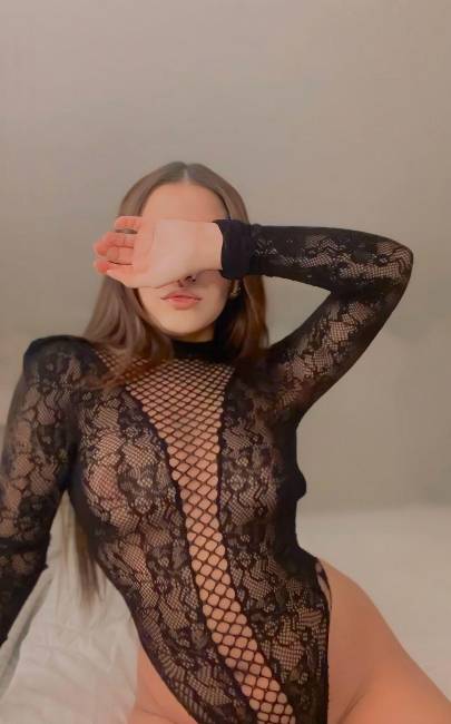 THALIA BRASIL NEW GIRL IN YOUR TOWN! NAMORADINHA SAFADA image 2