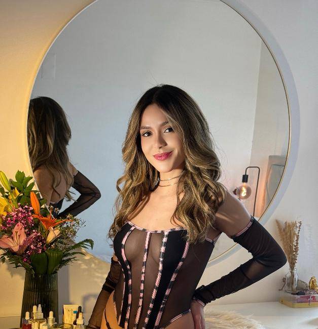 Ana Flor - Massagista image 2