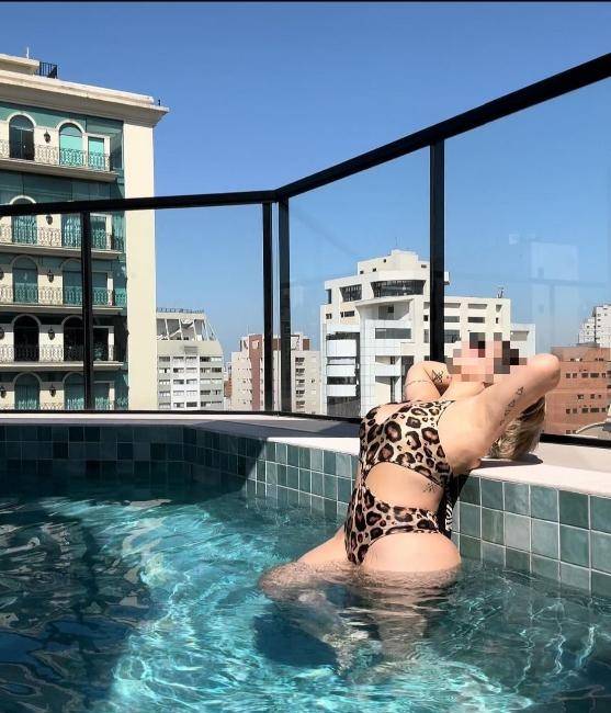 Rafaela loira gira experiente image 2