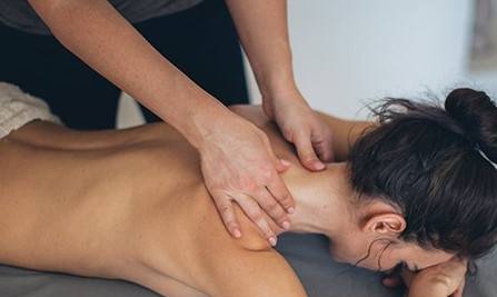Massagem de relaxamento, sensual e sensitiva para Senhoras