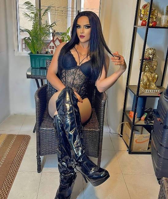 Dani-Poucos dias image 2
