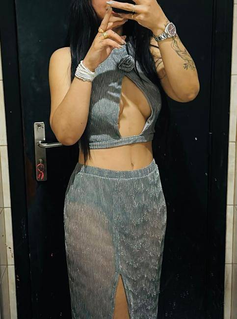 Disponível 24h - Oral babadinho, Corpo Esplêndido!