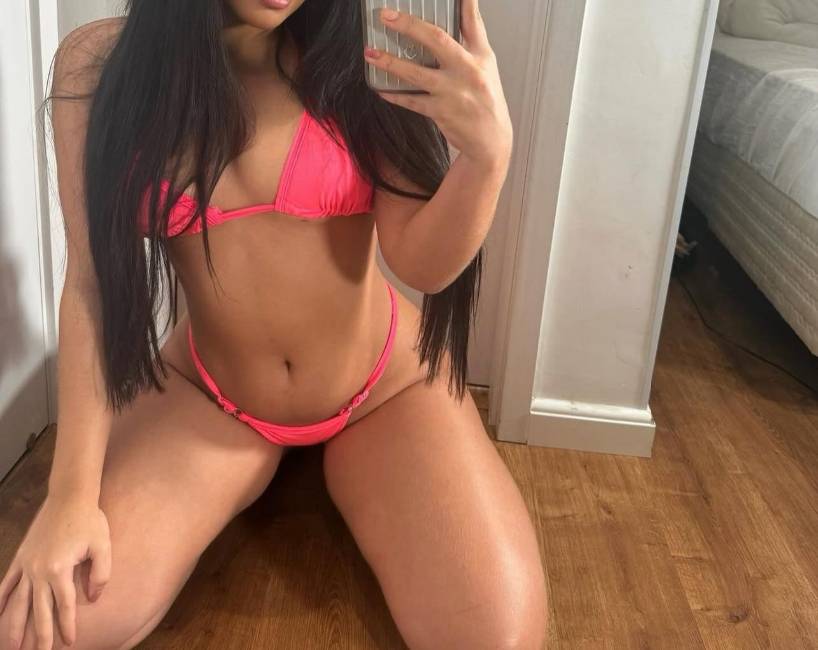 Bianca 21aninhos mais 3amiguas disponível