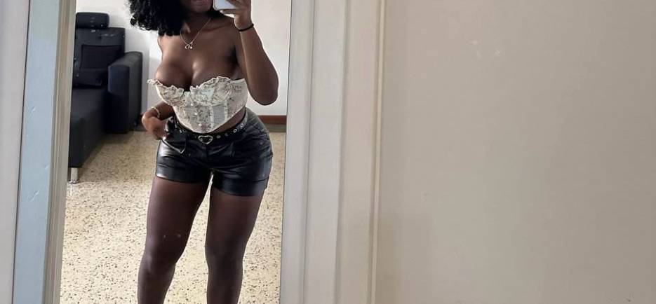 Africana fogosa✨️ SÓ por marcação ♥️ image 1