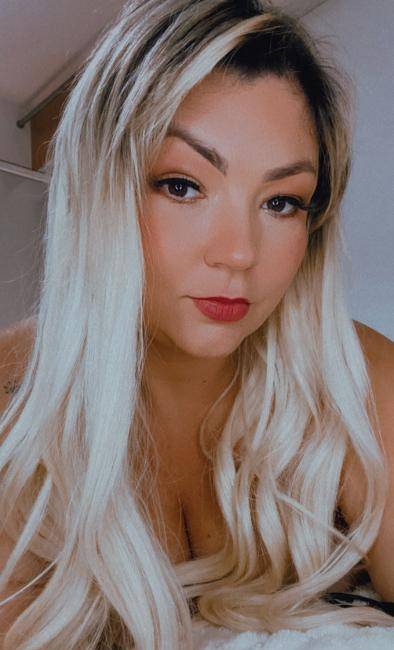 Loira Rabuda sexy e Gulosa cheia de tesao image 2