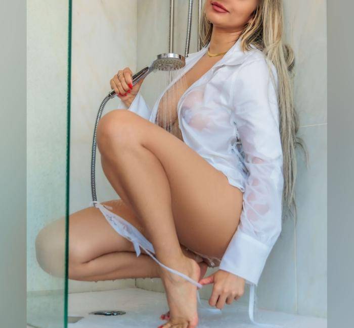 LAIS "Brasileirinha Furacao "