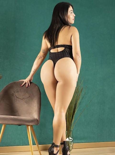 Bruna_https://onlyfans.com/u222035392