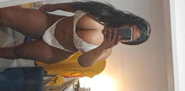 Tatiana Diniz MULATA BRASILEIRA em paços de arcos image 2