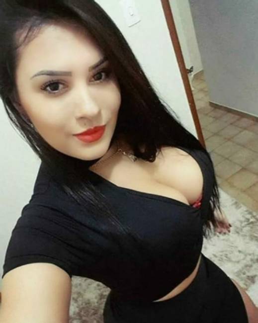 Barbara • A sua namoradinha de fotos reais ✨