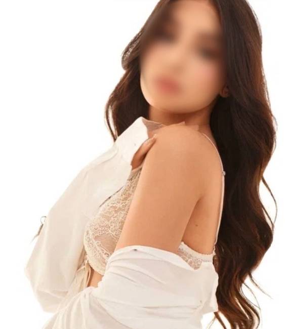 BONEQUINHA NINA DELICIOSA - FLUENT ENGLISH image 2