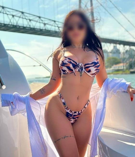 Yasmin Trans de luxo image 2