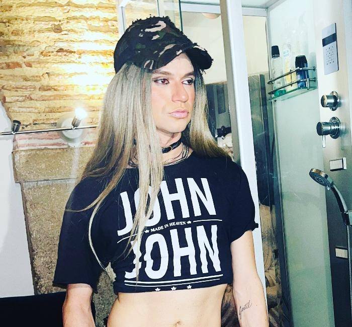 LARISSA (TRANS) - MASSAGEM E DEPILAÇÃO image 2
