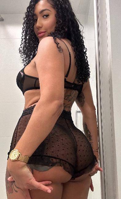 Morena em picoas pela primeira vez