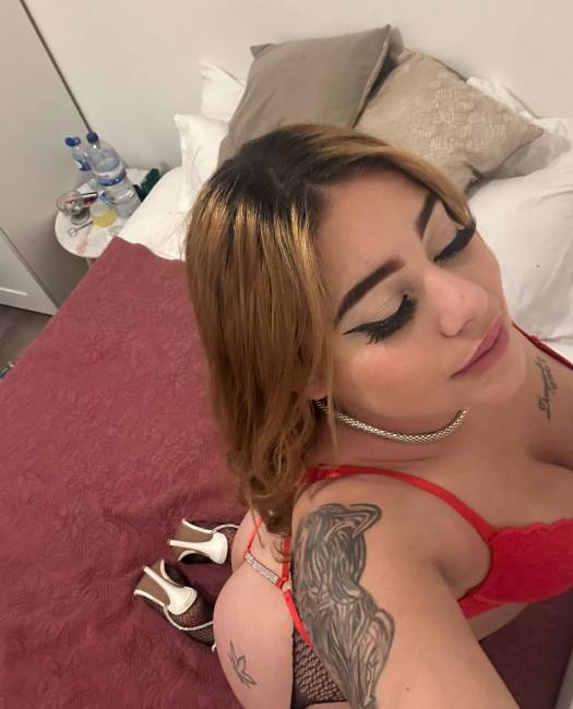 Brasileira iniciante disponível agora 22y
