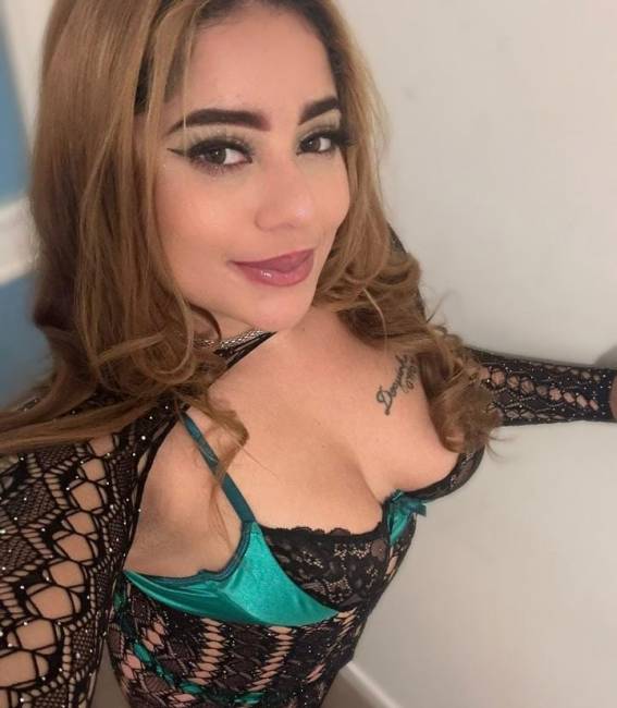 Brasileira iniciante disponível agora 22y image 2
