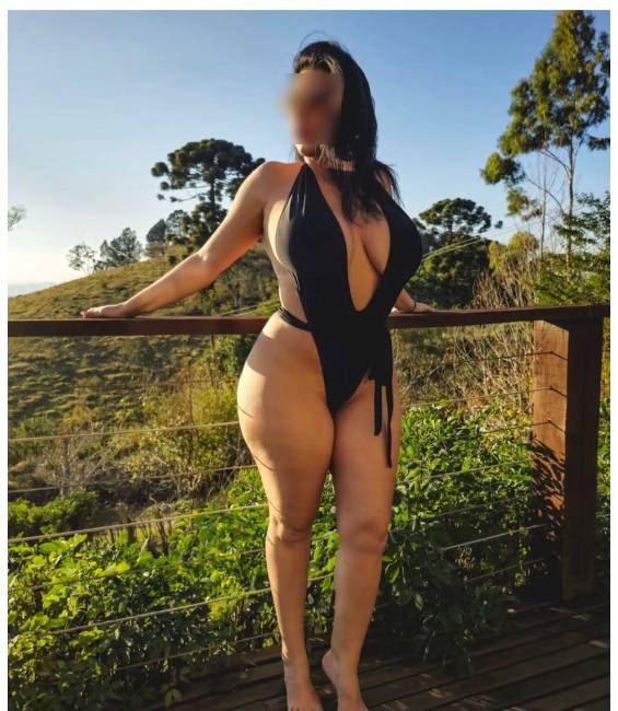 Marta punheta de mamas image 2