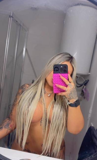 Loira Do Rabão
