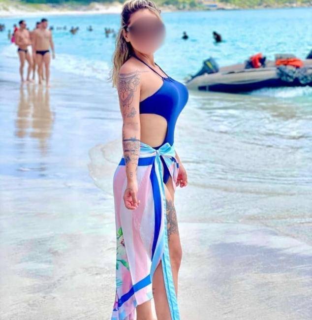 Loirinha desinibida muito simpatica atrevida
