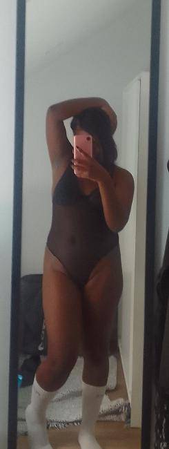 ⚡️Pretinha doce e viciante - Yara⚡️ image 1