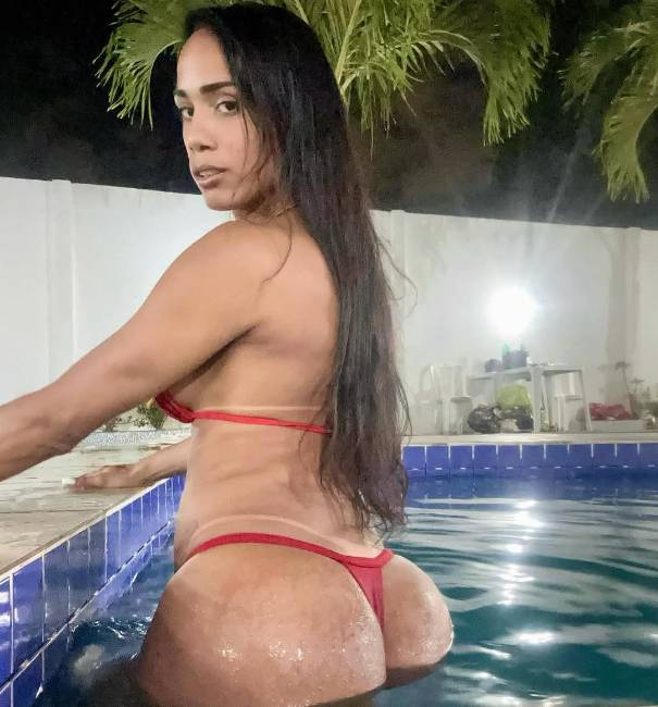 1VEZ TAYLA 25ANOS NOVINHA POTENTE!