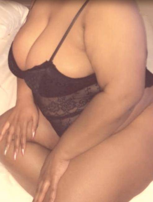 Gordinha mamas xxl boca gulosa  961528783