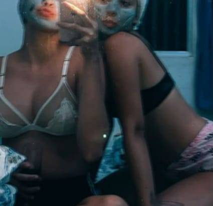 Duas gatas pra te enlouquecer de prazer