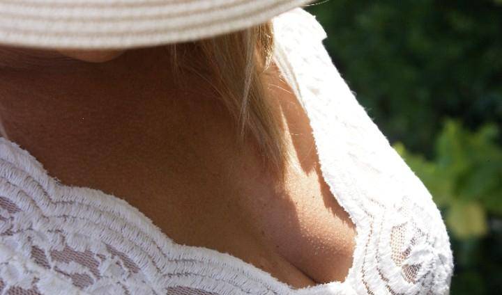 Irina,Loira costa Caparica,margem sul,quinta são Antônio image 1