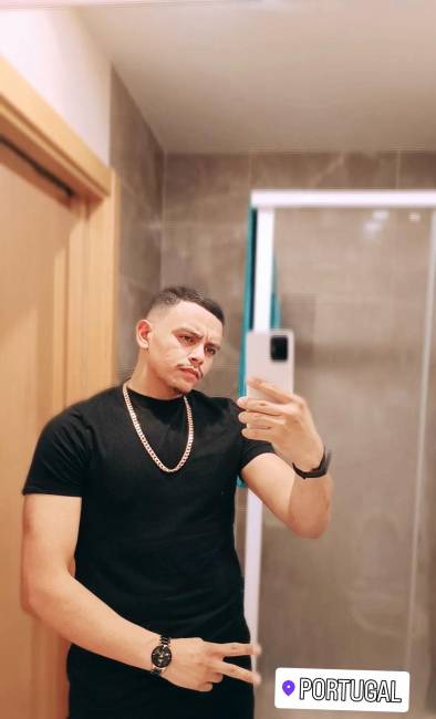 Jovem recém chegado