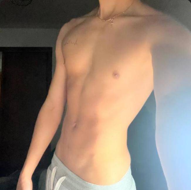 Homem 19 anos Hétero. PARA MULHERES