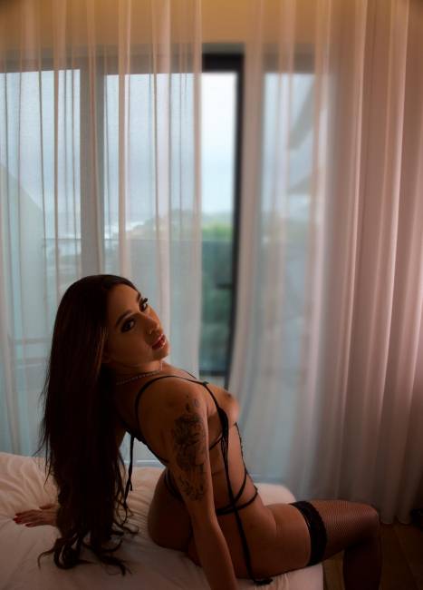 Morena estilo namoradinha