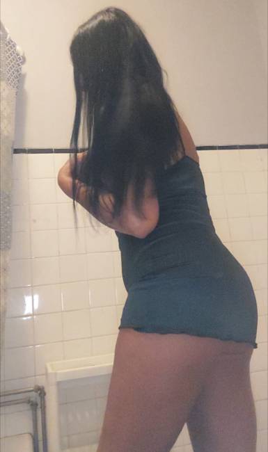 YARA BRASIL MASSAGEM RELAXANTE COM DESCOMPRESSÃO NAS CALMAS image 1