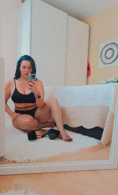 Victoria Brasileira bem gostosa image 2