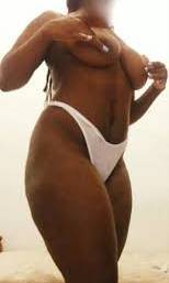 Sexy africana fogosa image 2