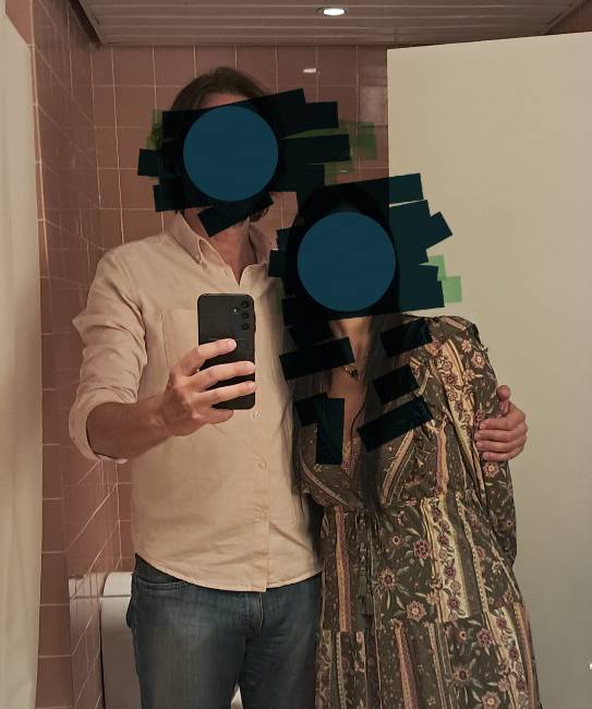 Casal procura aventura com outro casal image 1