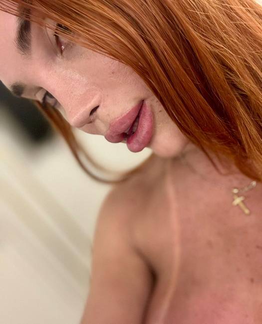 NATALIA MELLO RUIVA ?? image 1