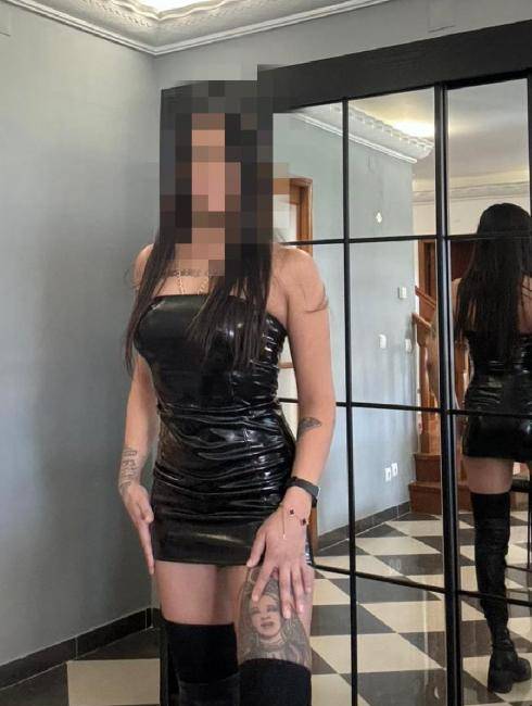 Domme image 1